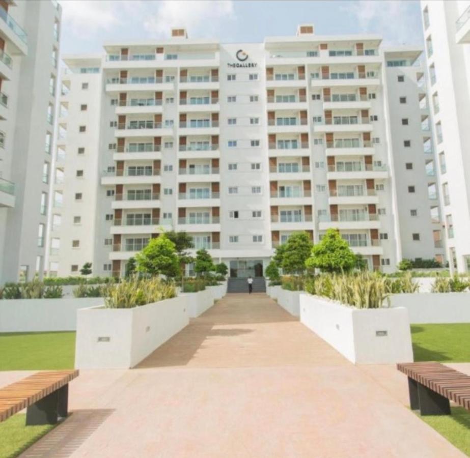 The Gallery Suites By Olive Gold Accra Exteriör bild