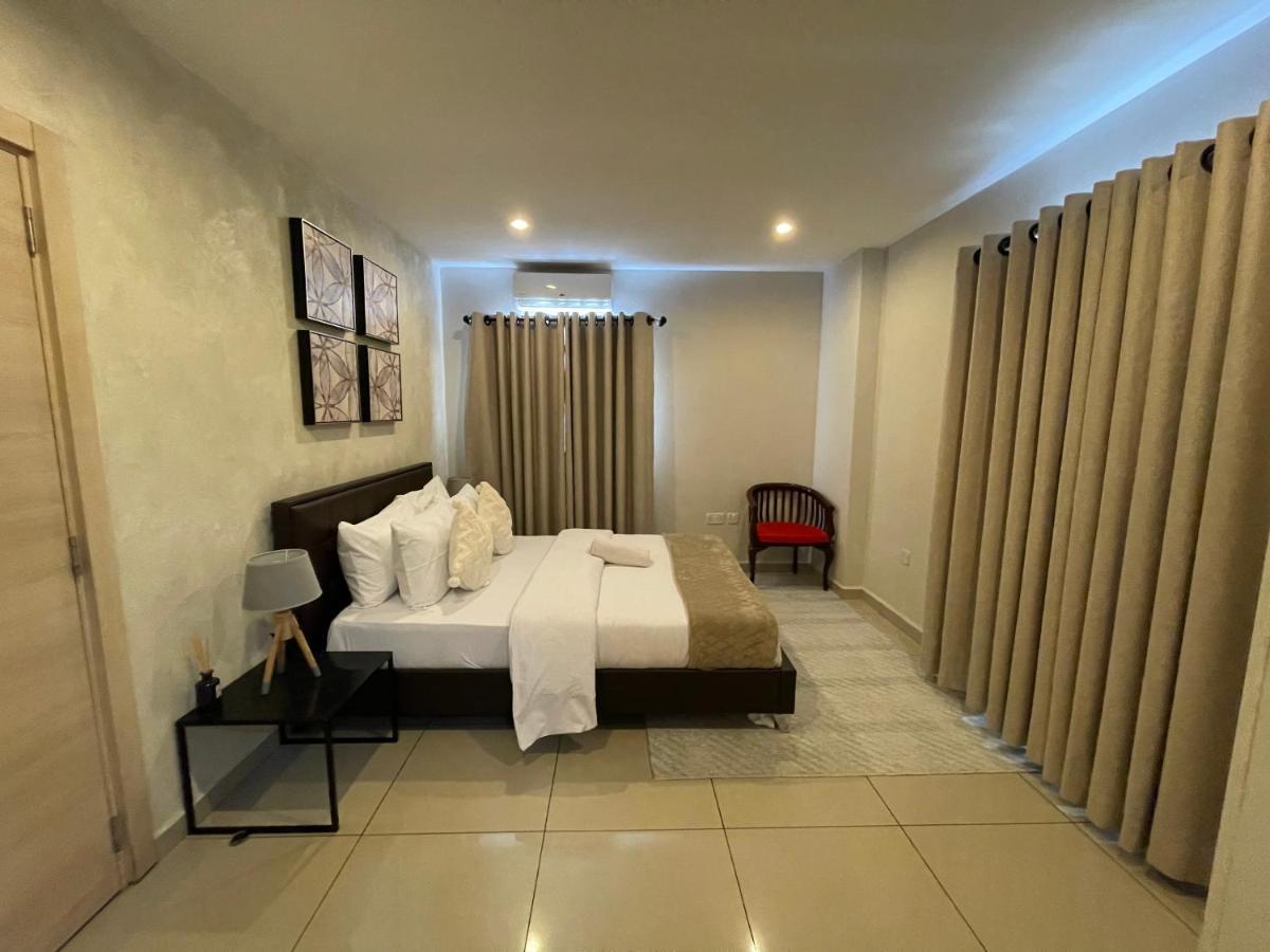The Gallery Suites By Olive Gold Accra Exteriör bild