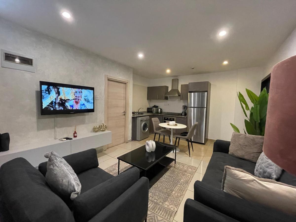 The Gallery Suites By Olive Gold Accra Exteriör bild