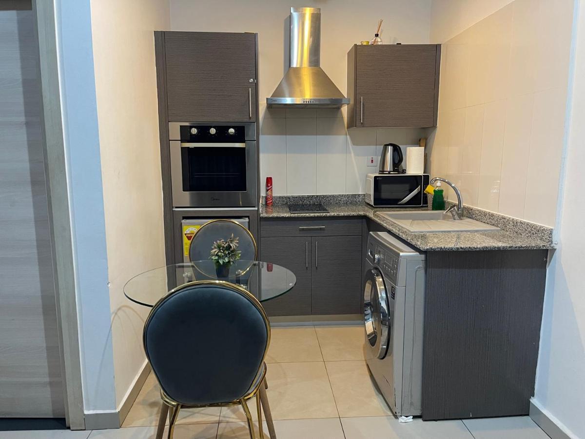 The Gallery Suites By Olive Gold Accra Exteriör bild