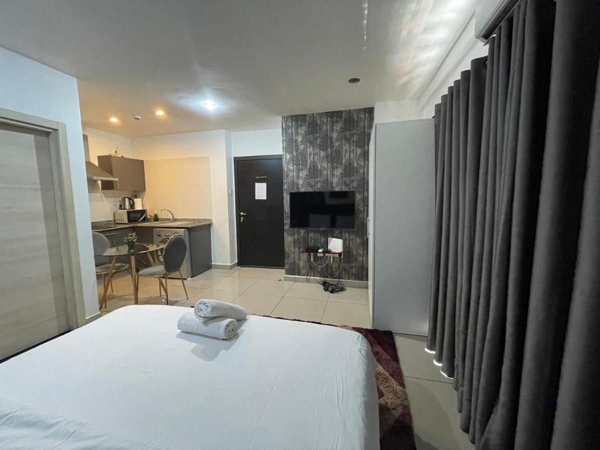 The Gallery Suites By Olive Gold Accra Exteriör bild